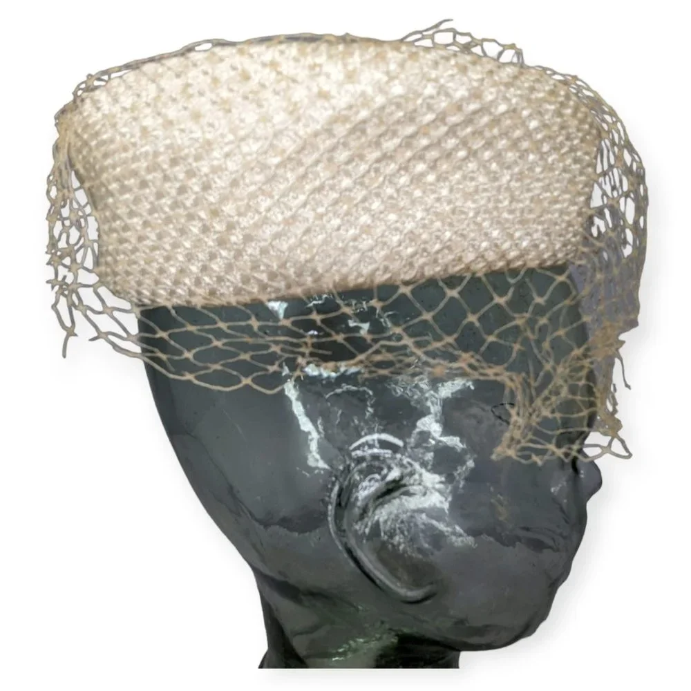 Vintage Ivory Pill Box Hat with Net Veil - Picture 3 of 12
